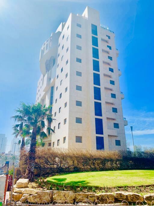 Royal King David Apartment Netanya Exterior photo